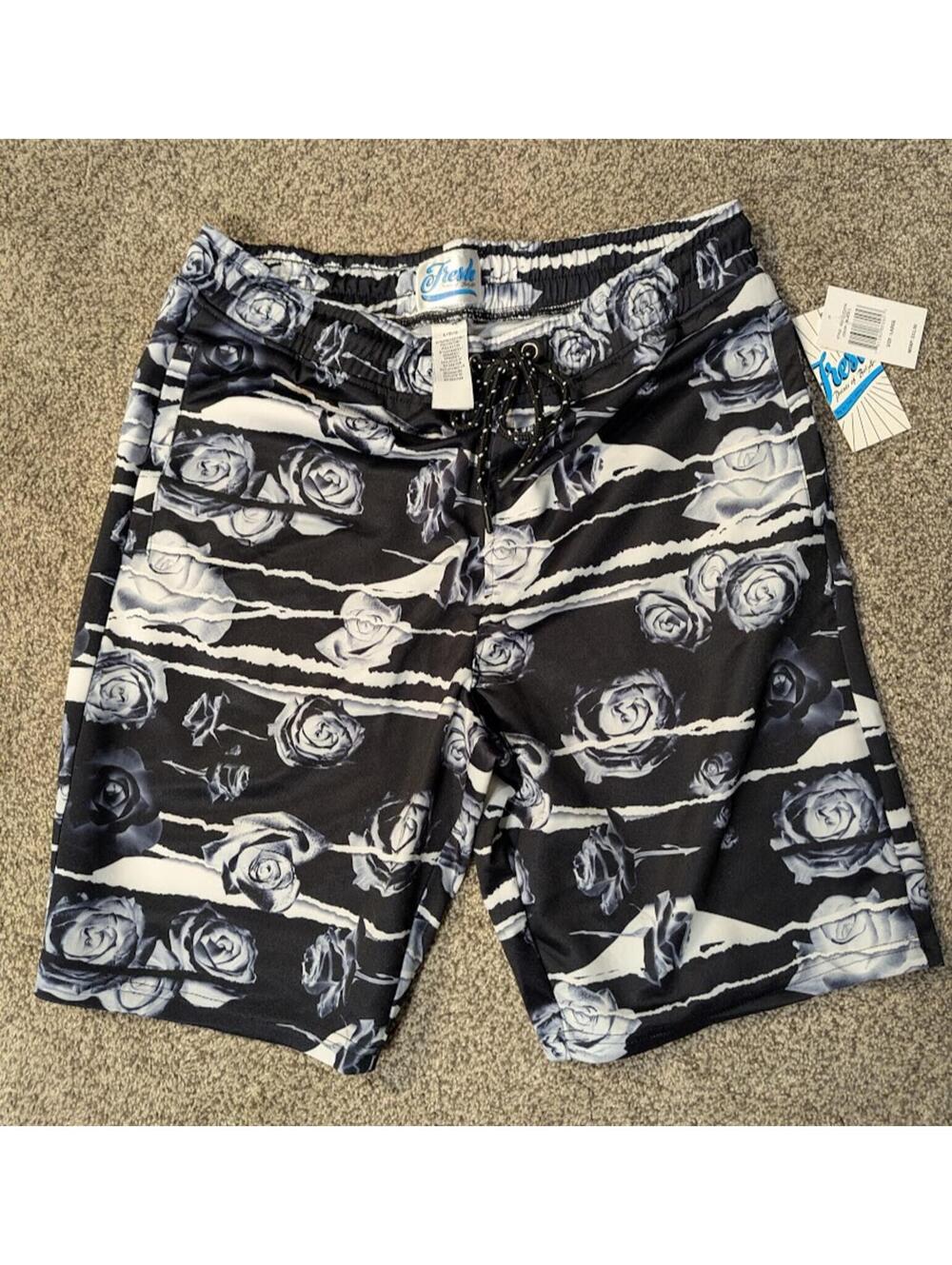 Fresh by Drill Clothing Co Shorts Size L NWT Black White Rose Floral Print Men's